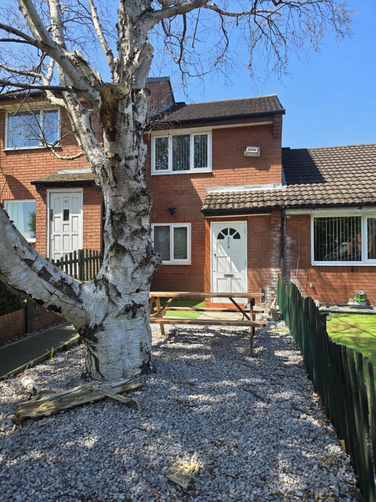 Elegant 2 Bed With Hot Tub And A Host Of Amenities Holiday home *